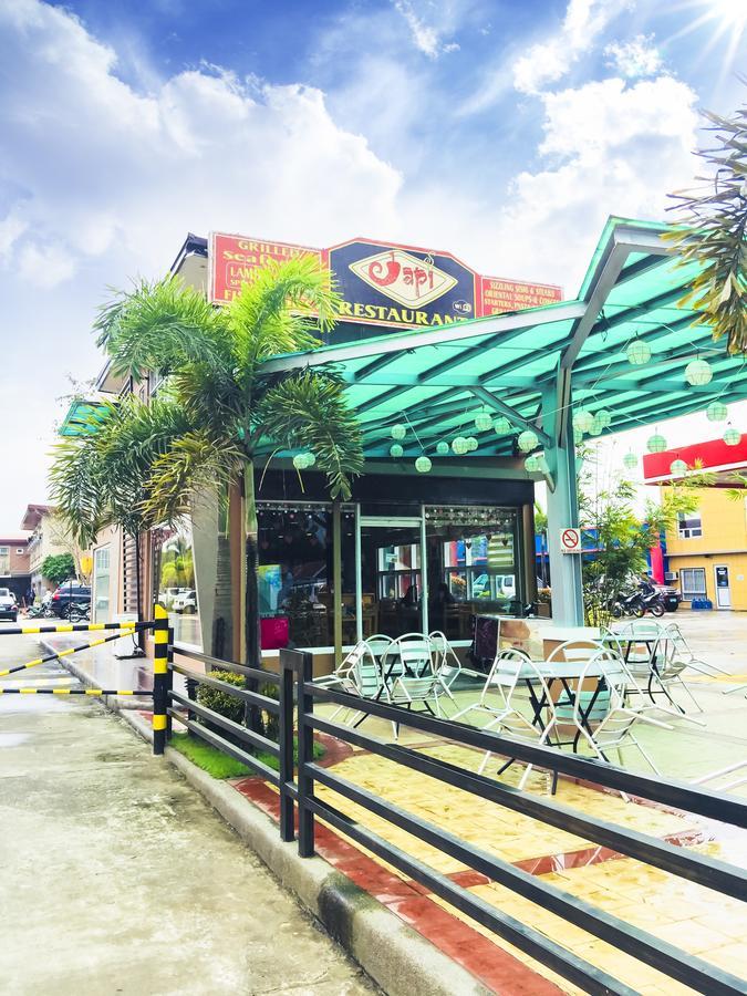 Japi Hotel - Annex Cauayan Eksteriør billede